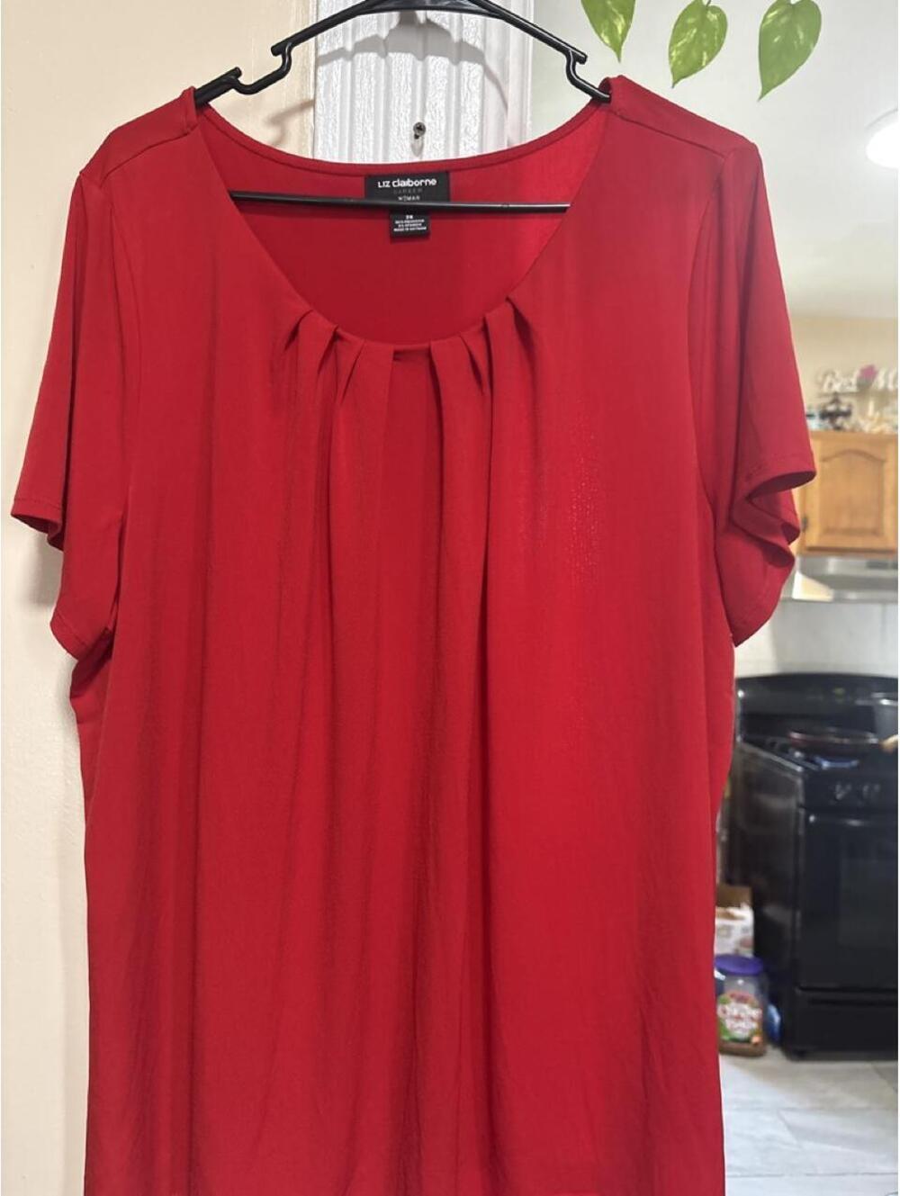 Liz Claiborne Women's Red Blous